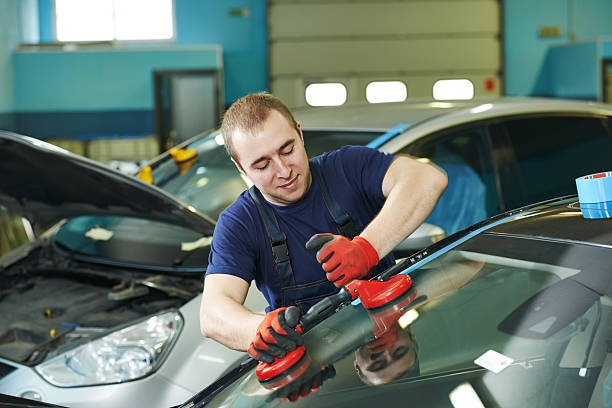 Windshield Repair Summerlin NV Expert Auto Glass Repair and Replacement Services with Paradise Mobile Auto Glass